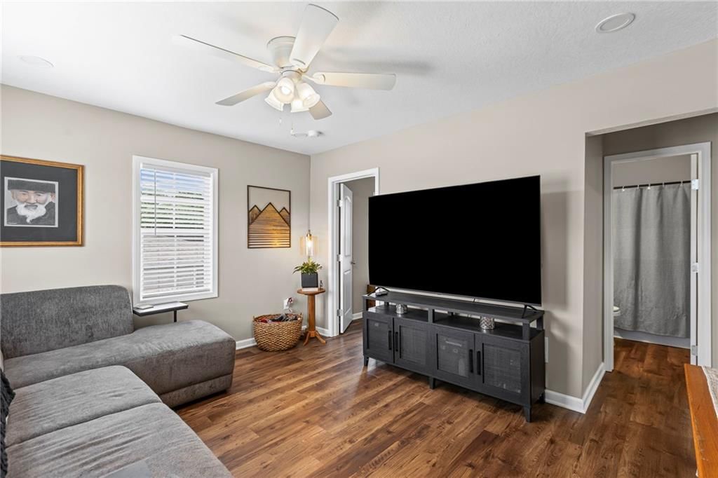 3404 NE 72nd Street — photo 8
