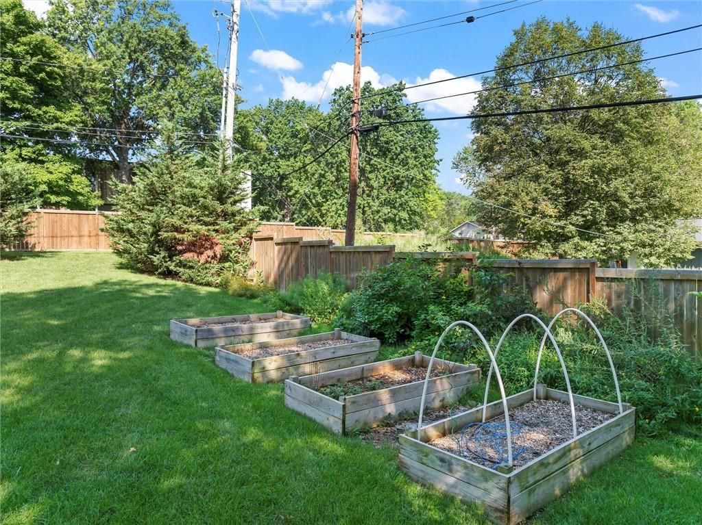 9332 HARDY Drive — photo 38