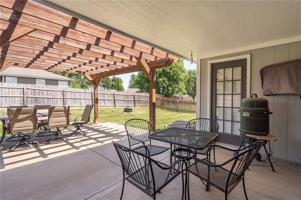 2738 Stratton Drive — photo 30