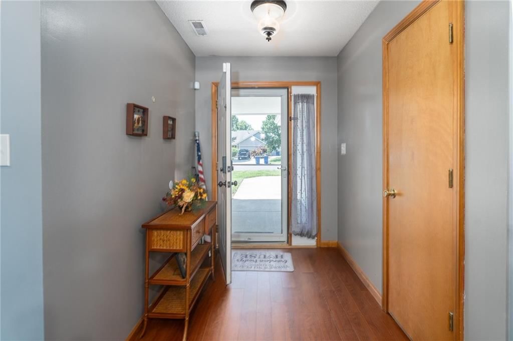2738 Stratton Drive — photo 6