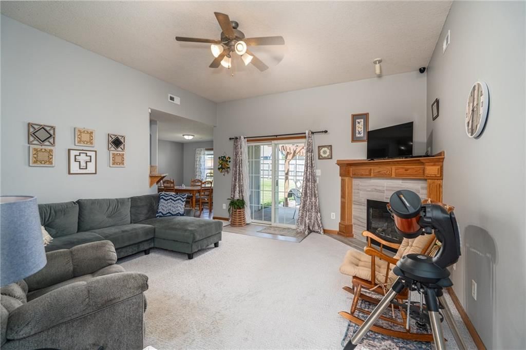 2738 Stratton Drive — photo 9