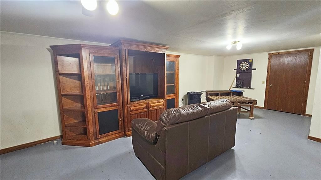802 S 39th Street — photo 15