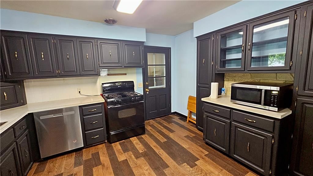802 S 39th Street — photo 7