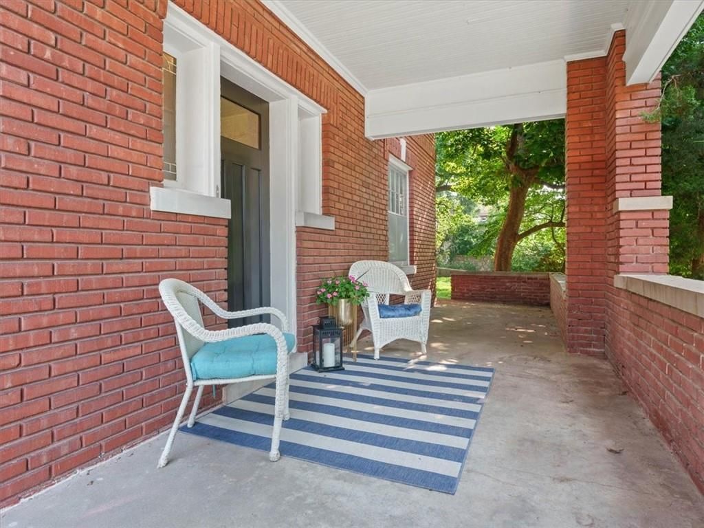 2301 Clay Street — photo 30