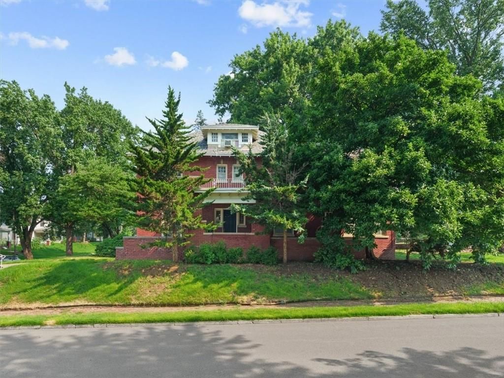 2301 Clay Street — photo 31