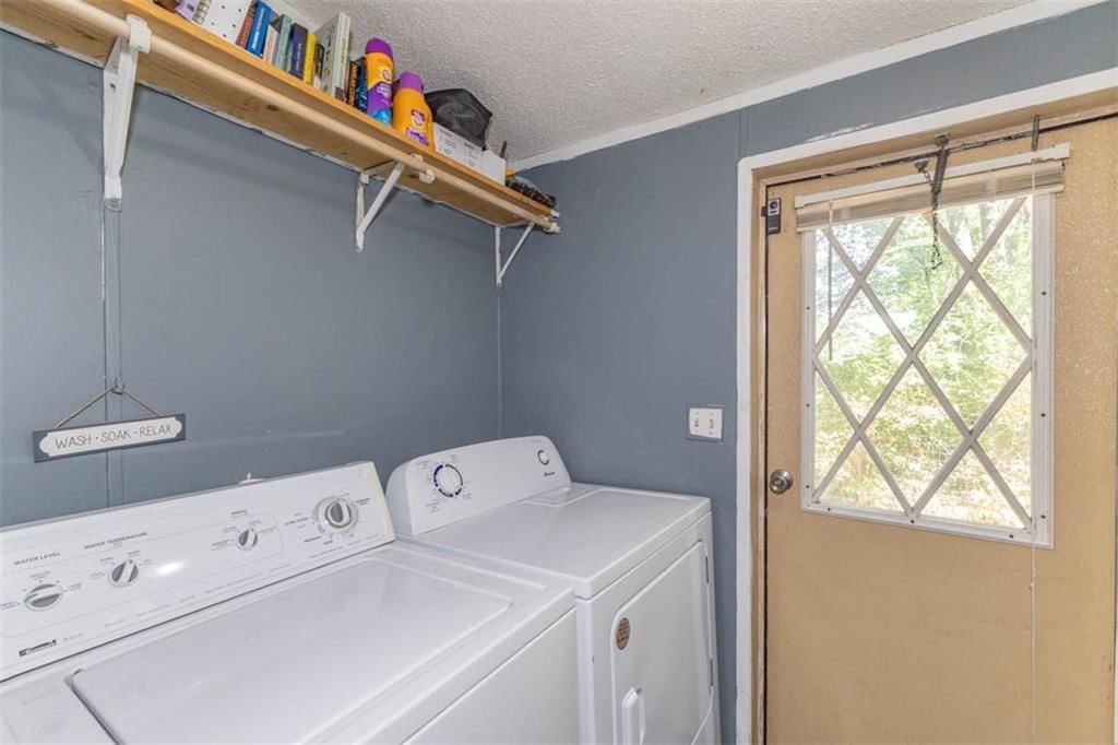 261 N Linn Valley Drive — photo 17