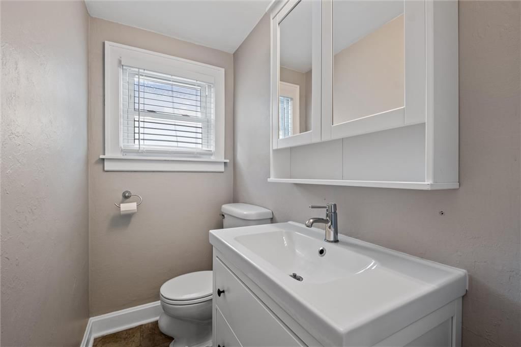 6025 Rockhill Road — photo 32