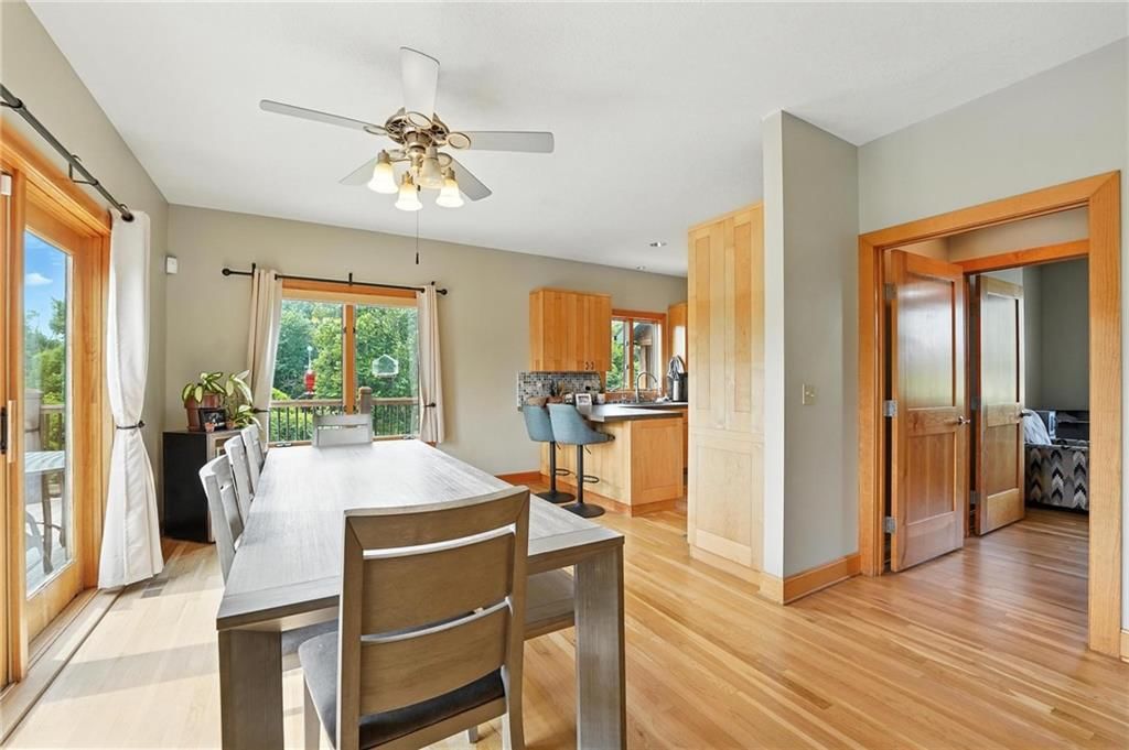 Photo 18 of 69 - 15455 161st Street