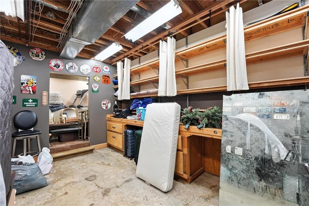 Photo 22 of 69 - 15455 161st Street