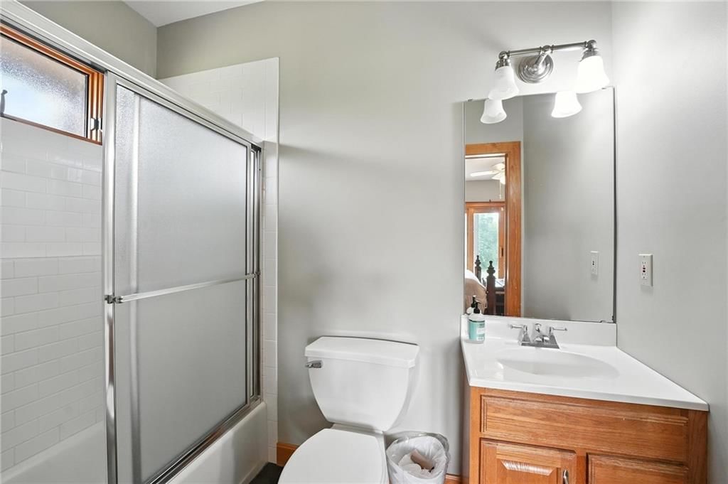 Photo 25 of 69 - 15455 161st Street