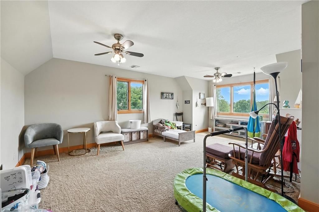 Photo 31 of 69 - 15455 161st Street