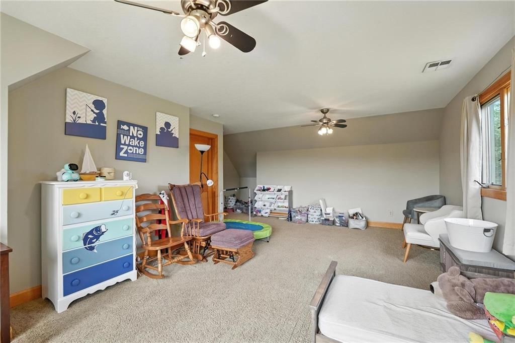 Photo 34 of 69 - 15455 161st Street