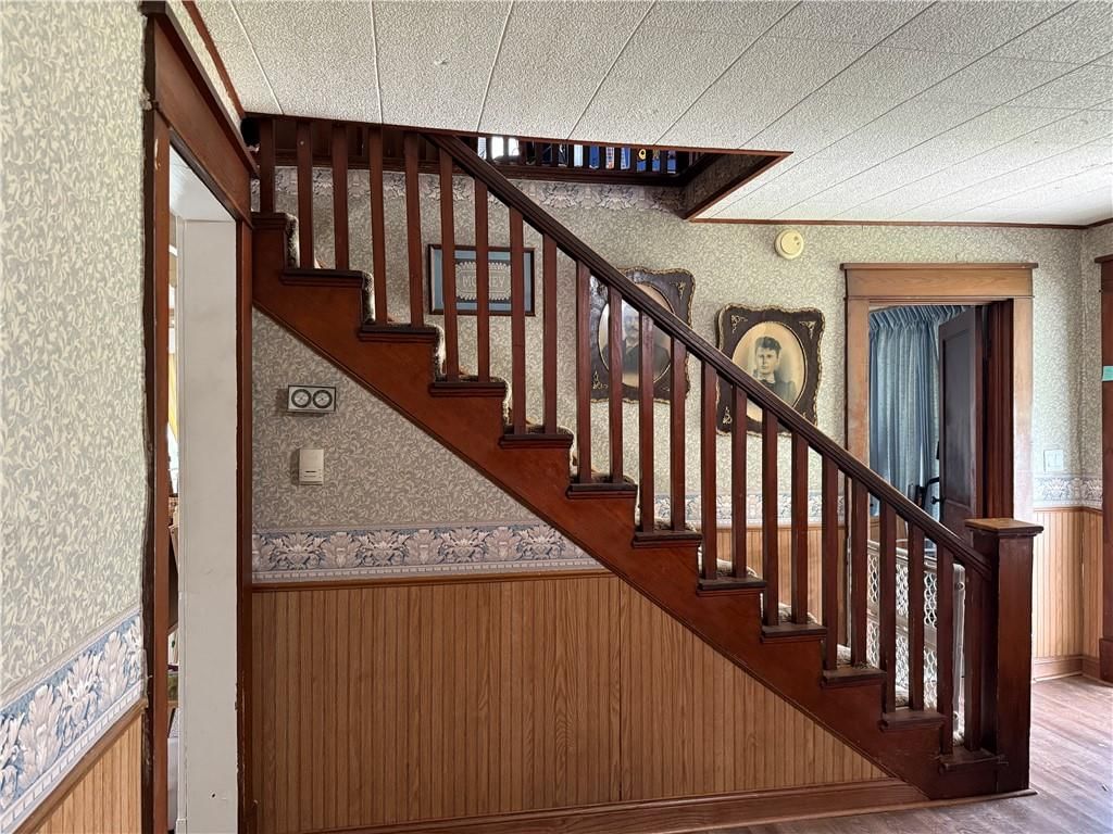 428 Central Avenue — photo 8