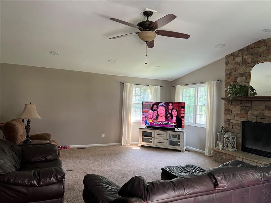 1023 E Miller Road — photo 6