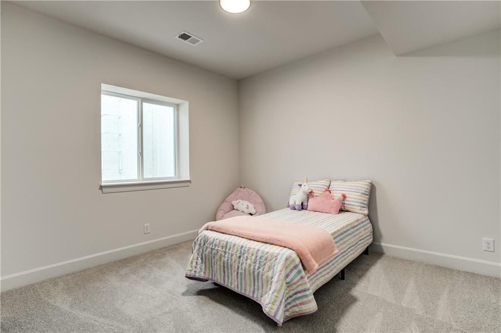 1225 Larkspur Place — photo 17