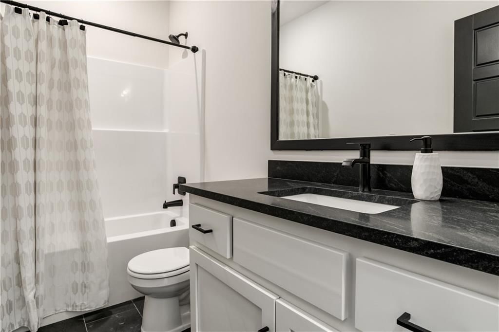 1225 Larkspur Place — photo 22