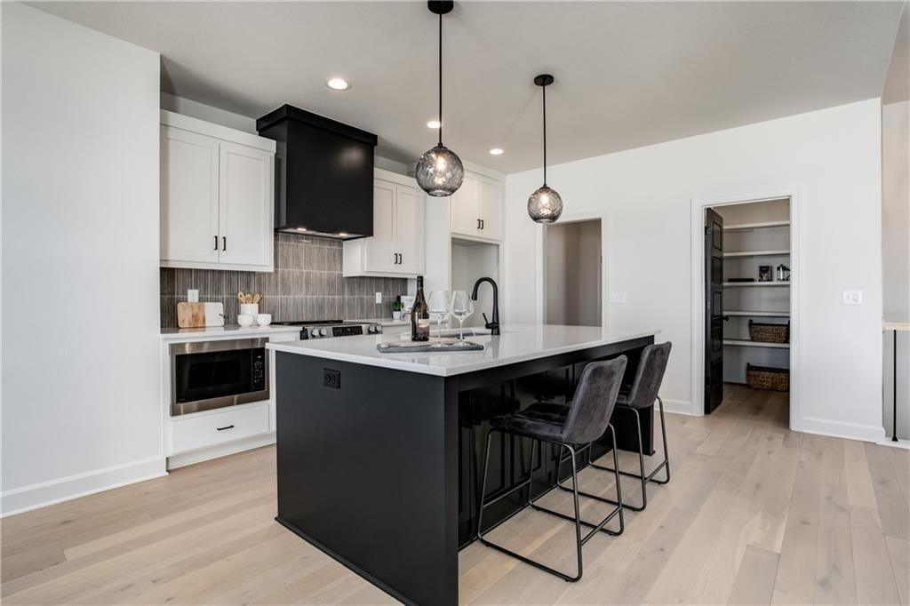 1225 Larkspur Place — photo 5