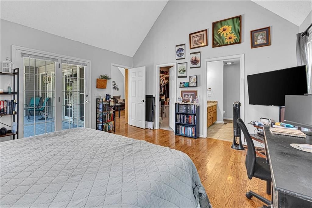 40 Hubbard Place — photo 17