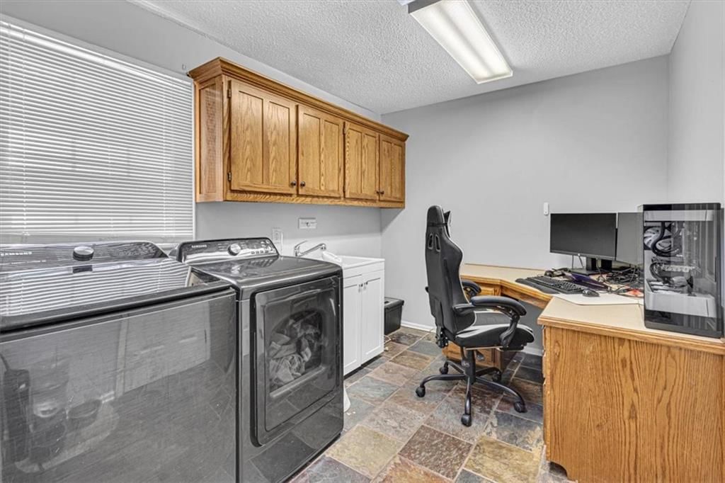 40 Hubbard Place — photo 10