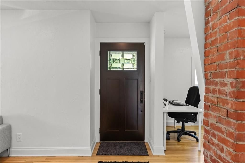 2315 Merriam Lane — photo 5