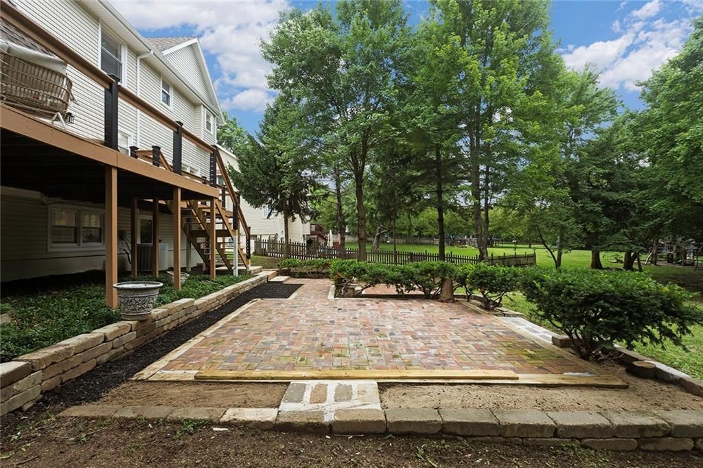 1025 NE Remington Court — photo 44