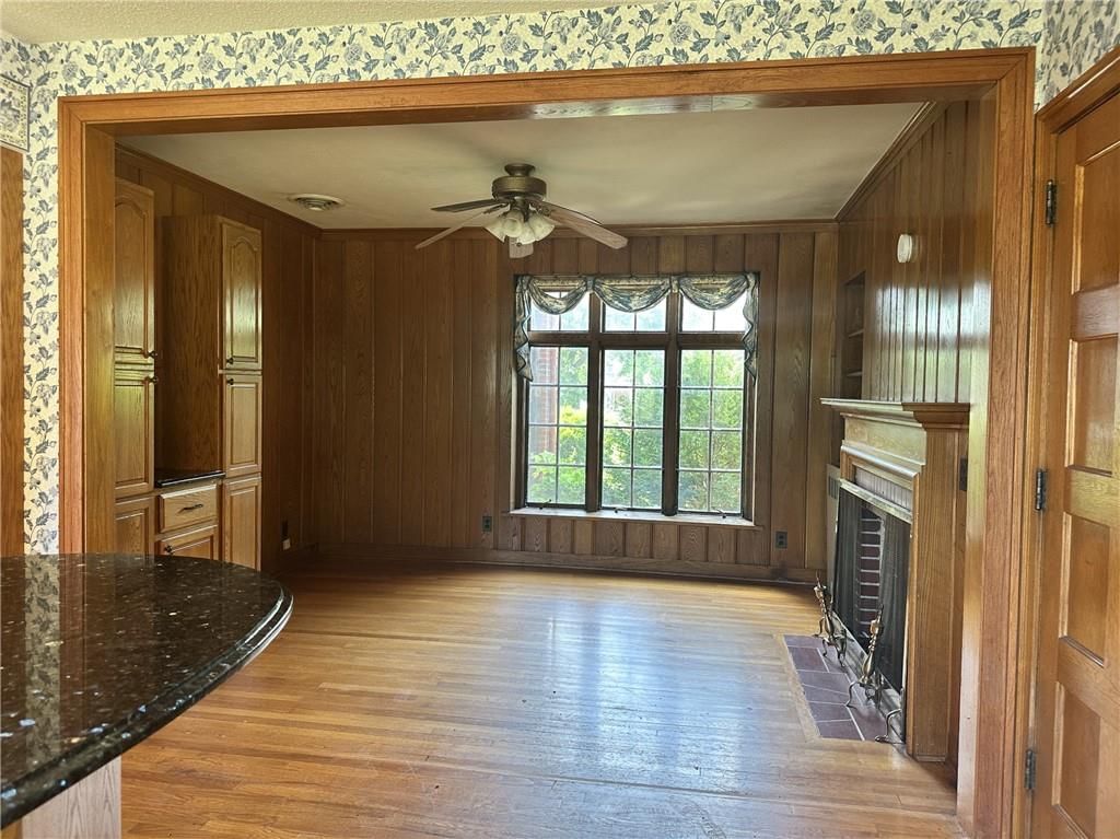 1005 E Normal Street — photo 9