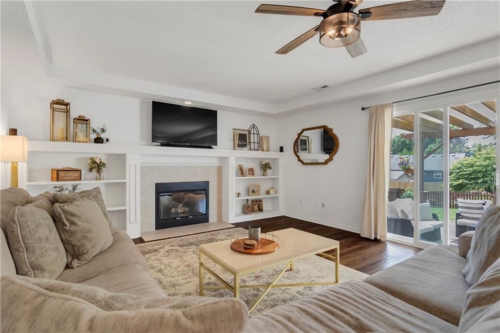 2229 NE MAYBROOK Drive — photo 18