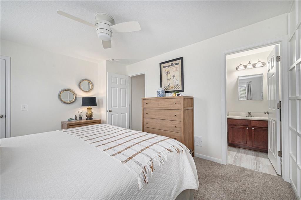 8125 N Drury Avenue — photo 14