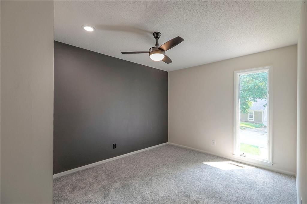 6704 N Agnes Avenue — photo 20