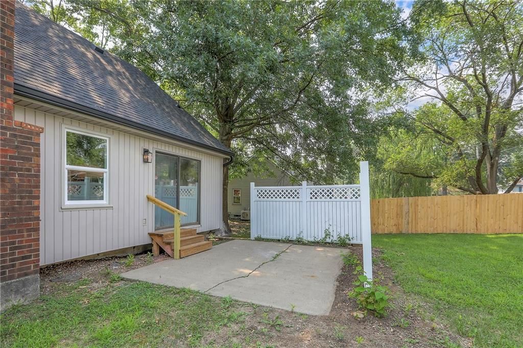 6704 N Agnes Avenue — photo 39