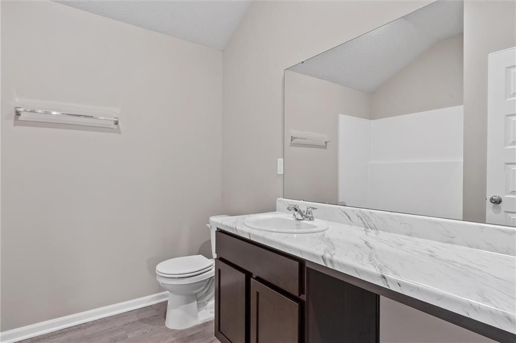 583 W Lanesfield Street — photo 18