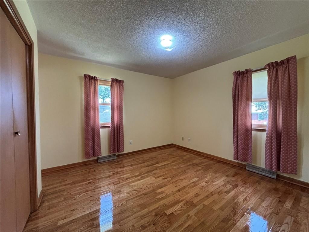 1310 Safari Drive — photo 14