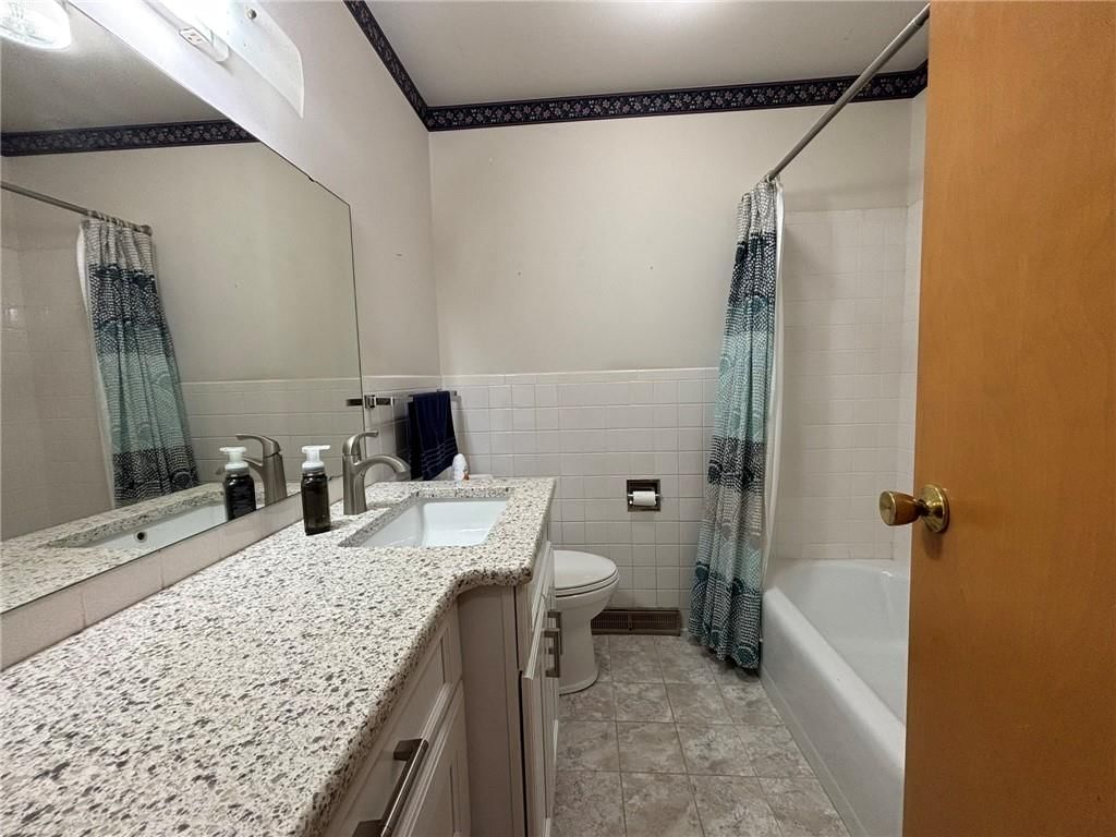 1310 Safari Drive — photo 17