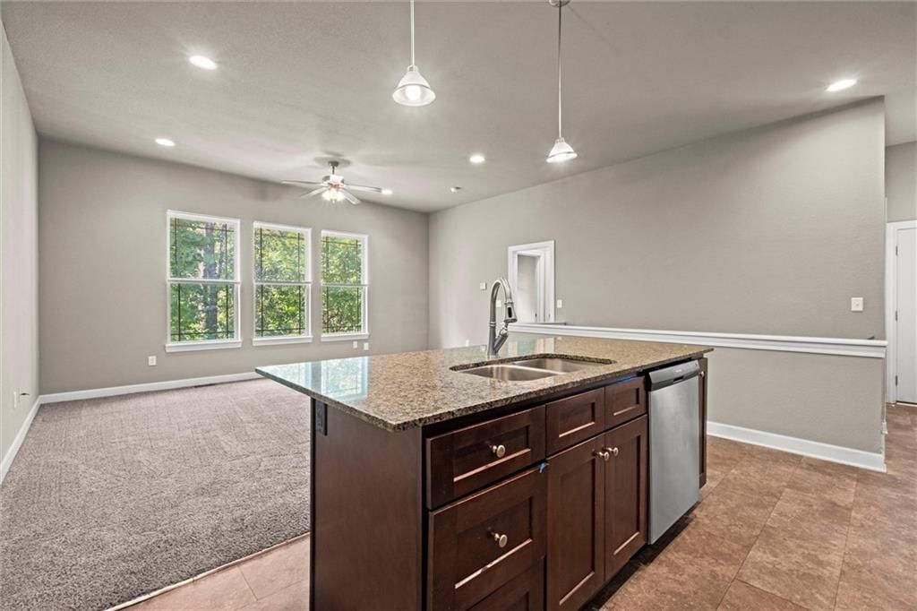Photo 11 of 32 - 606 N 74th Street