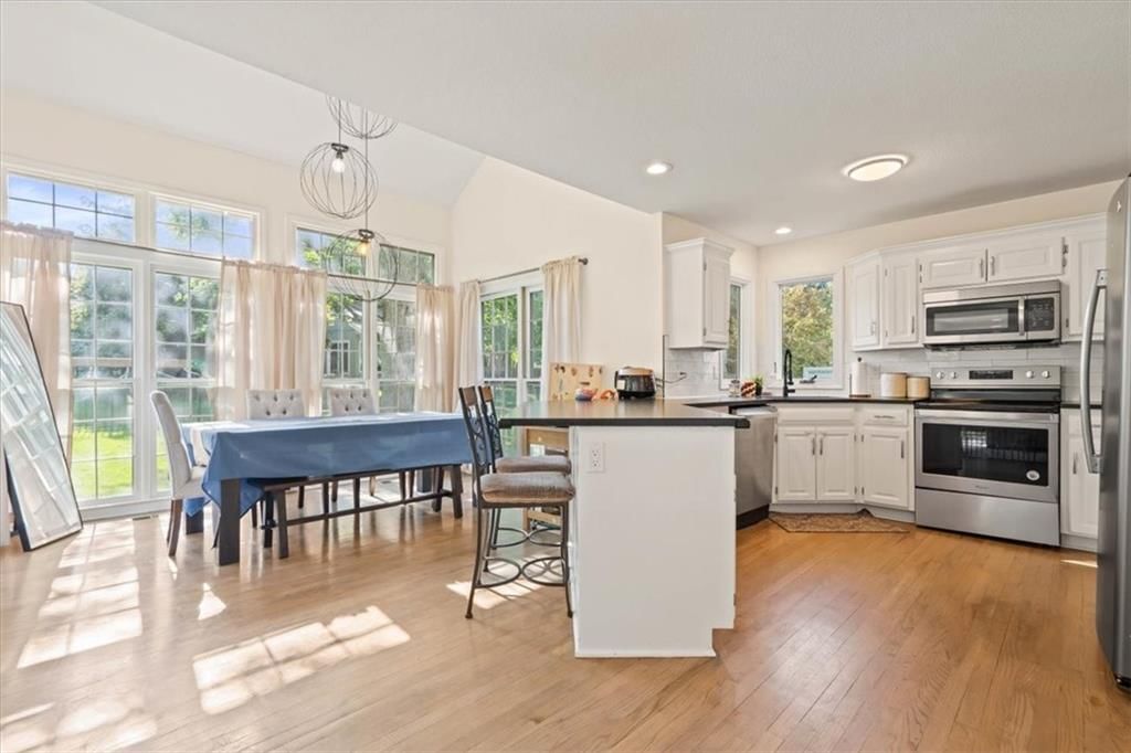 8443 Mettee Street — photo 14