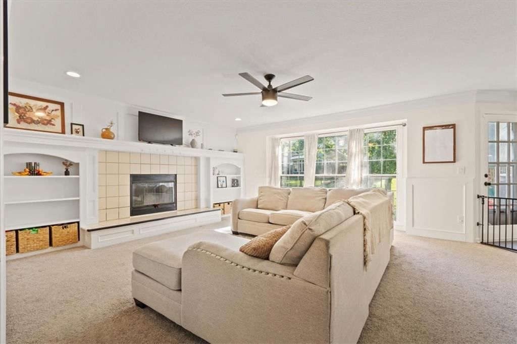 8443 Mettee Street — photo 9