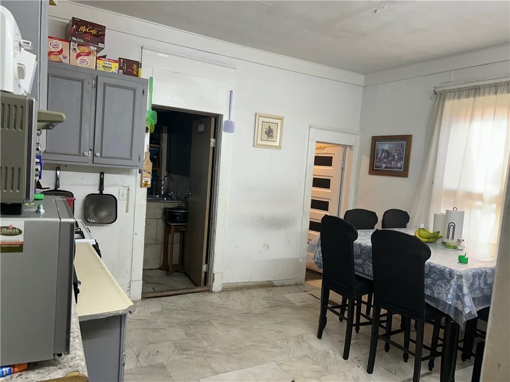 805 Lyons Avenue — photo 11