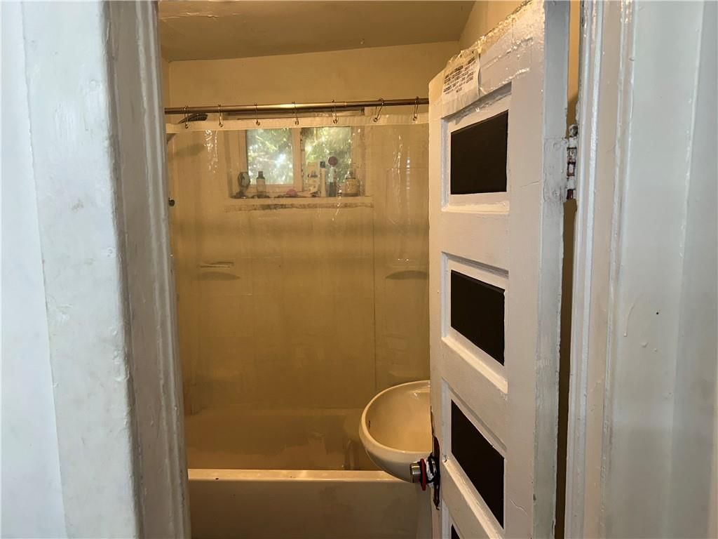 805 Lyons Avenue — photo 14