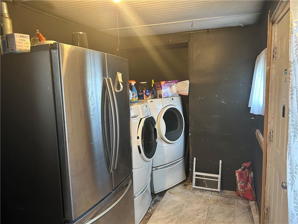 805 Lyons Avenue — photo 15