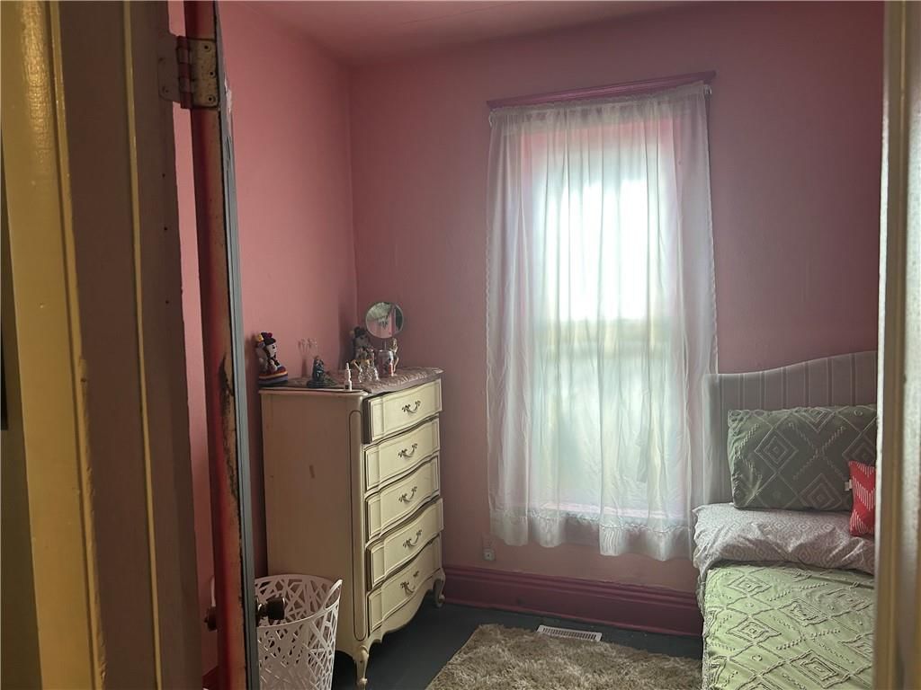 805 Lyons Avenue — photo 7