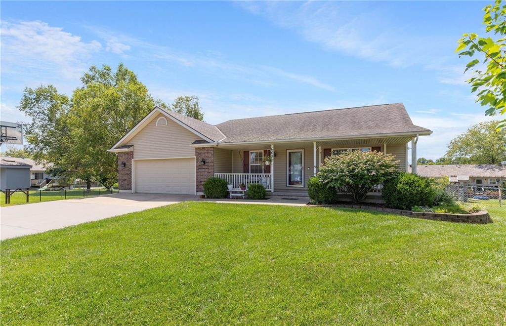 602 Varner Circle — photo 2