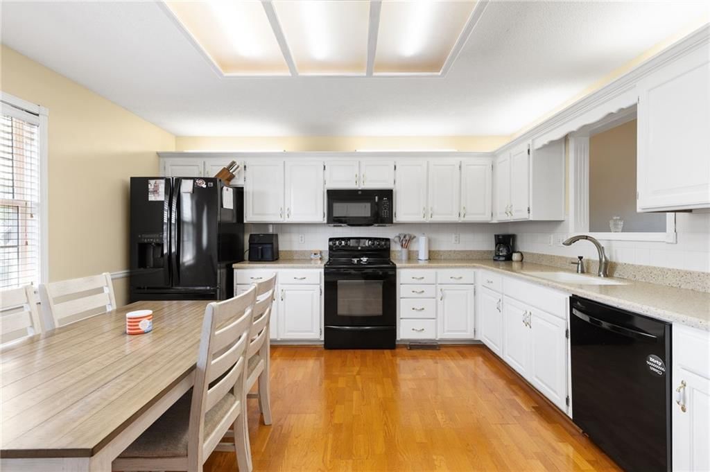 602 Varner Circle — photo 10