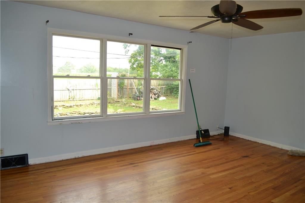 1010 Wellington Road — photo 8