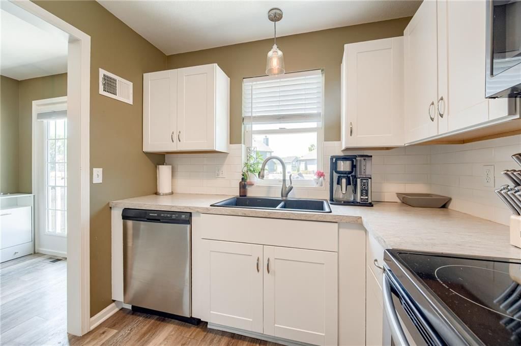 864 S 9th Street — photo 12