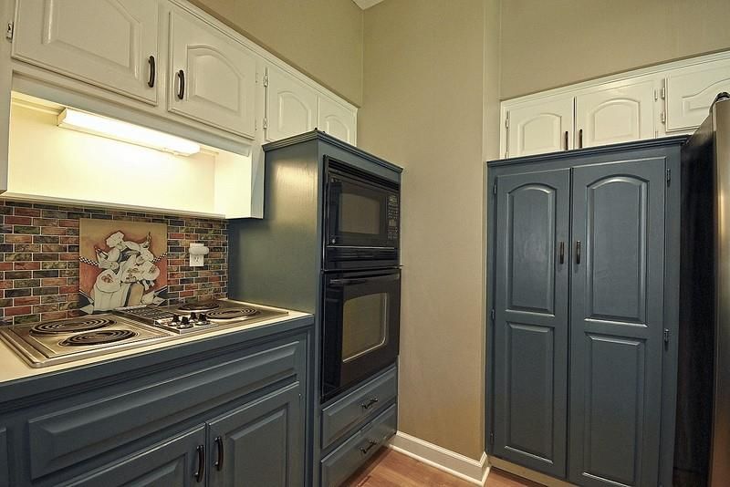 5218 W 122nd Street — photo 12