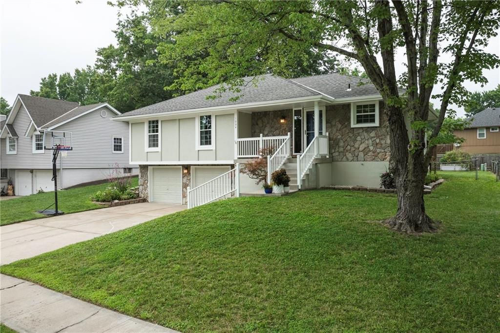 1004 NE Cedar Street — photo 2