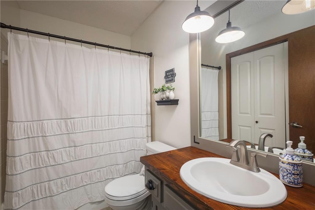 1004 NE Cedar Street — photo 23