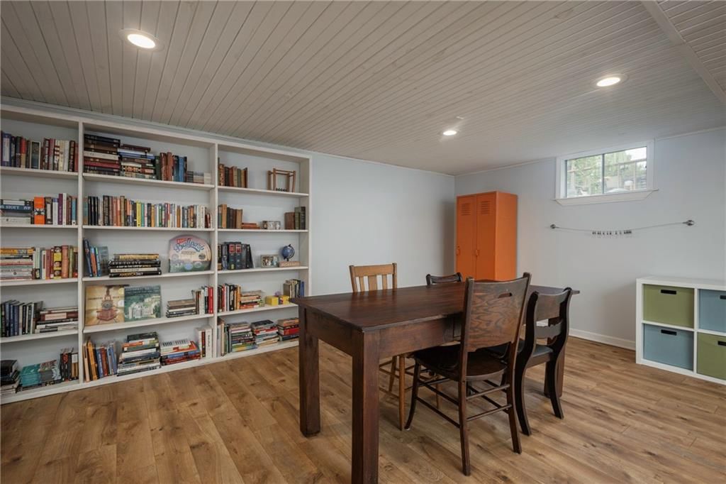 1004 NE Cedar Street — photo 26