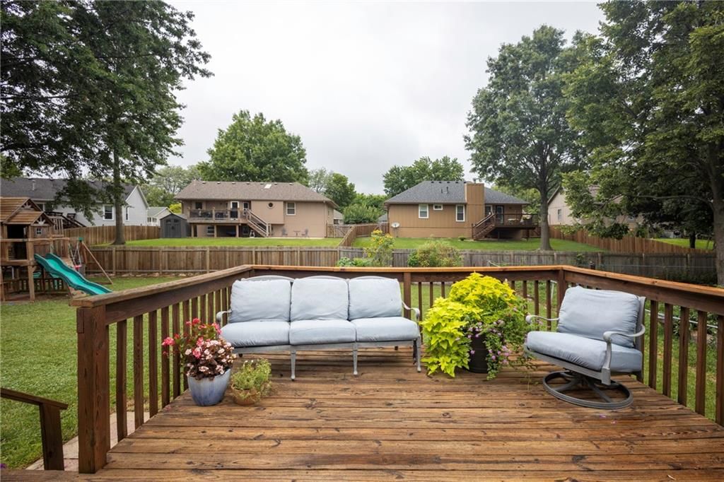 1004 NE Cedar Street — photo 29
