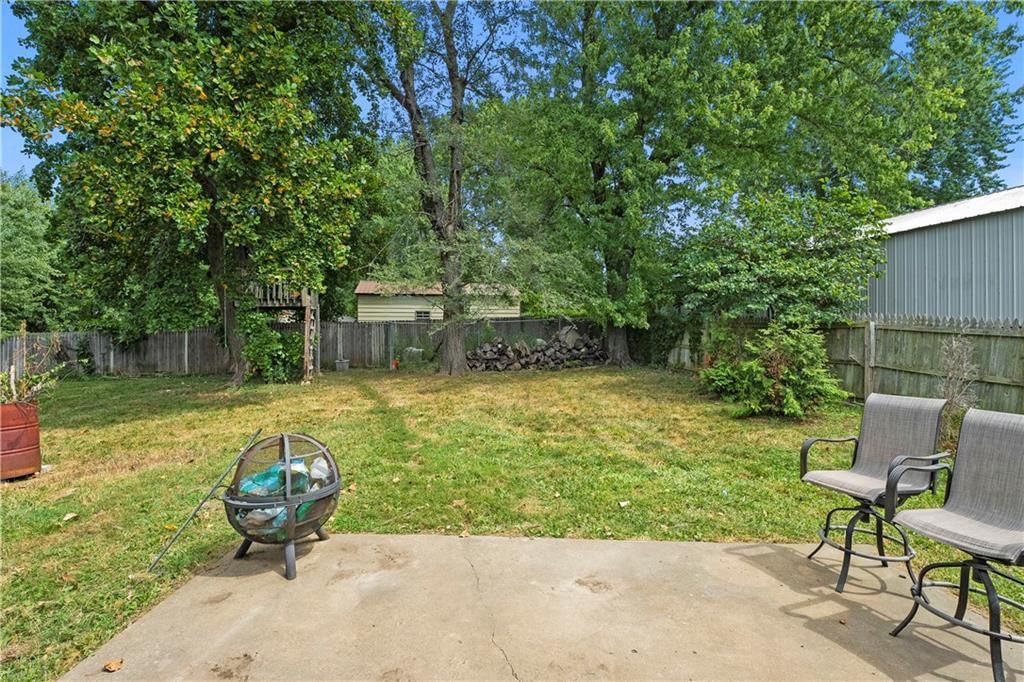 6705 S Elm Street — photo 29